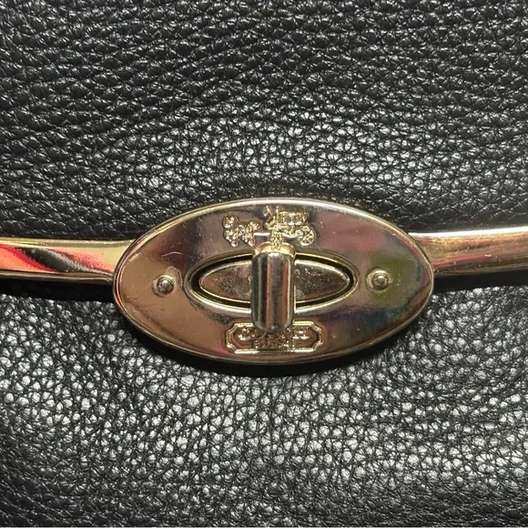 Coach Black and Gold Crossbody Bag with Chain Strap - Picture 3 of 7